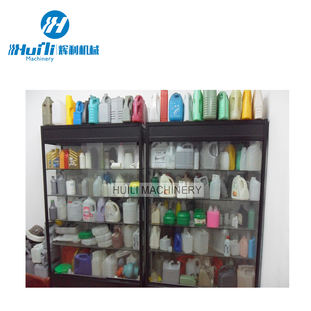 Máquina automática de moldeo por extrusión y soplado para fabricación de botellas de HDPE y bidón de PP